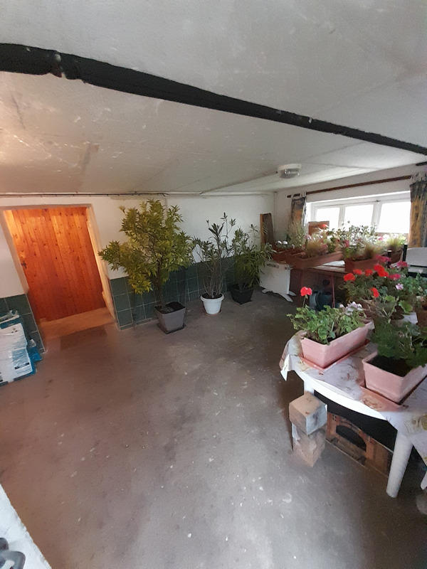 Appartement ancien - 90 m² - 4 pièces