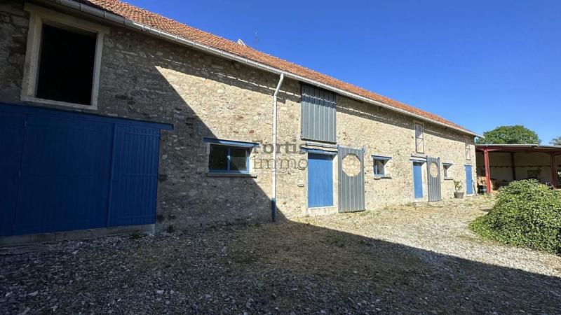 Corps de ferme - 407 m² - 11 pièces