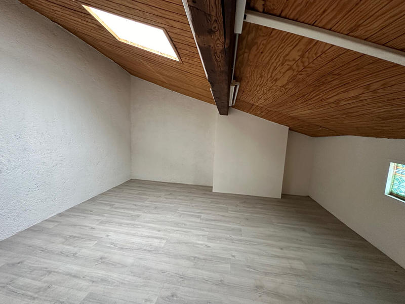 Appartement - 86 m² - 4 pièces