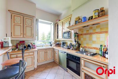 Maison - 194 m² - 7 pièces