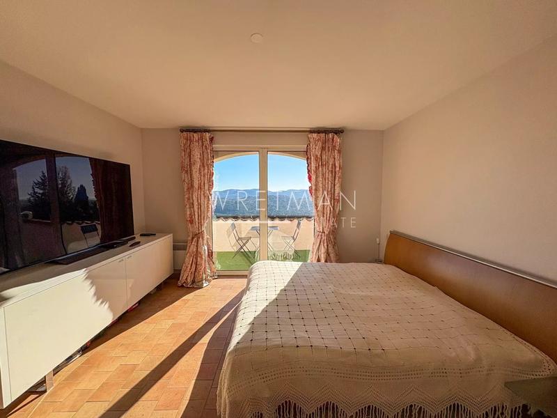 Villa - 205 m² - 8 pièces