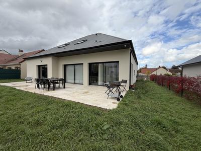 Maison contemporaine - 204 m² - 7 pièces