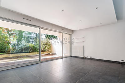 Appartement - 96 m² - 4 pièces