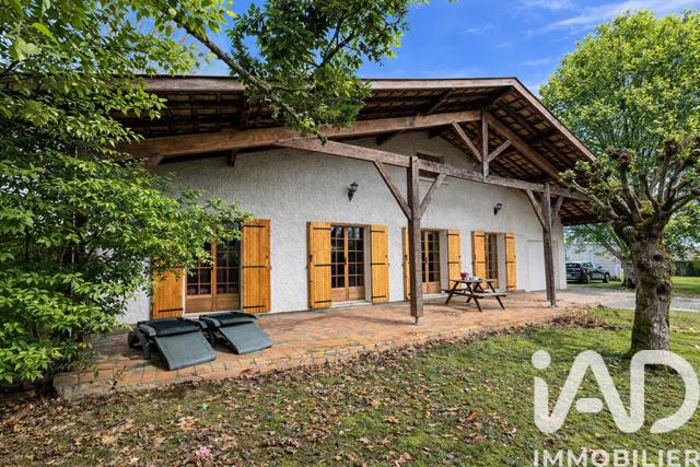 Maison - 111 m² - 5 pièces