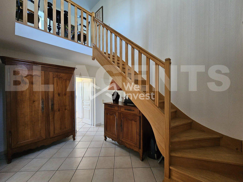 Maison - 157 m² - 7 pièces