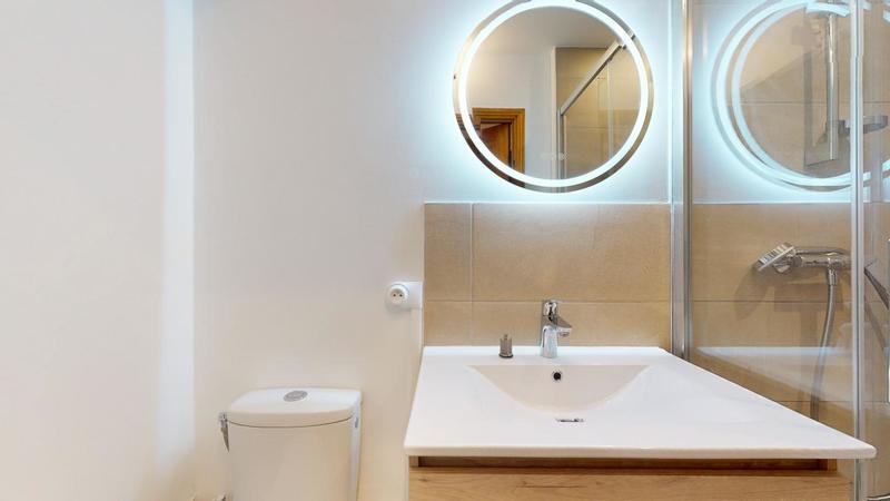 Appartement - 112 m² - 6 pièces