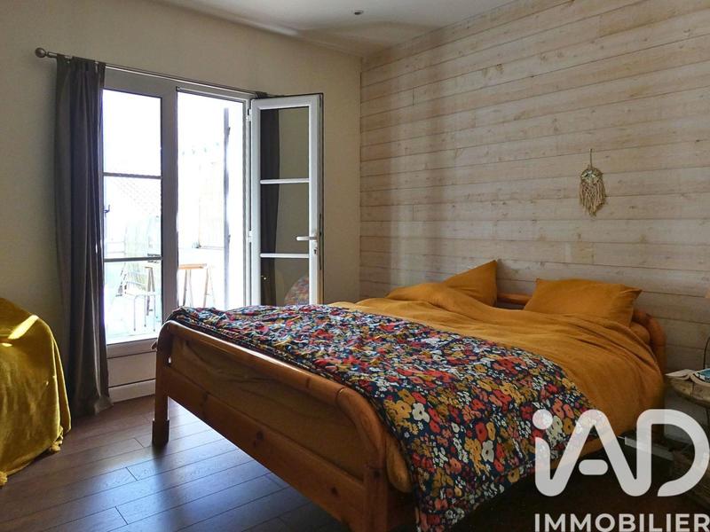 Maison - 230 m² - 5 pièces