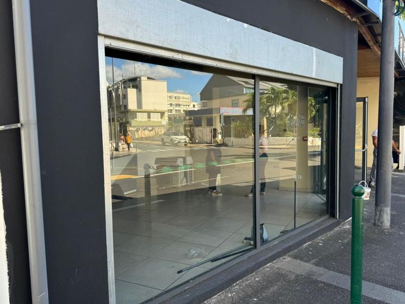 Local commercial - 160 m²