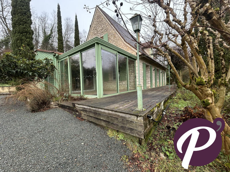 Maison - 200 m² - 6 pièces