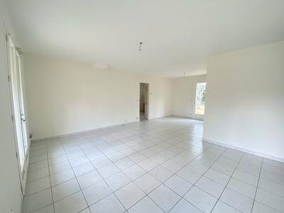 Maison traditionnelle - 80 m² - 4 pièces