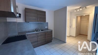 Appartement - 85 m² - 3 pièces