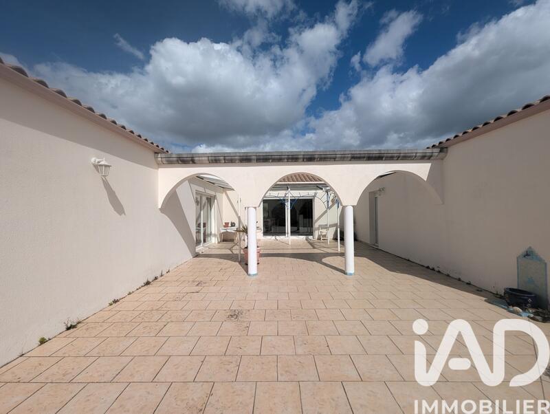 Maison - 139 m² - 5 pièces