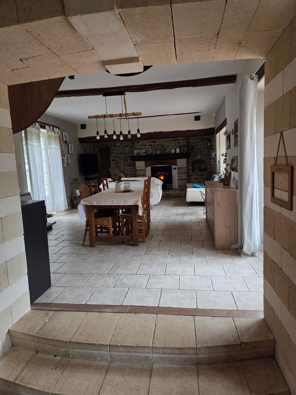 Maison - 162 m² - 8 pièces