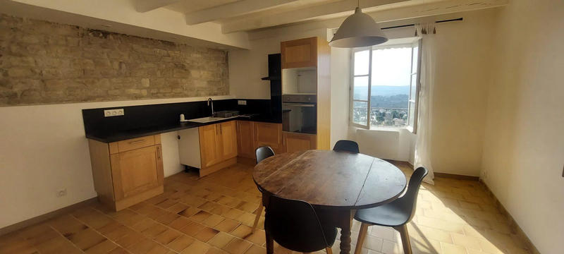 Maison traditionnelle - 90 m² - 5 pièces