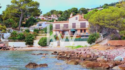 Maison - 234 m² - 11 pièces