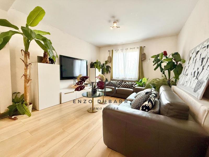 Maison - 301 m² - 9 pièces