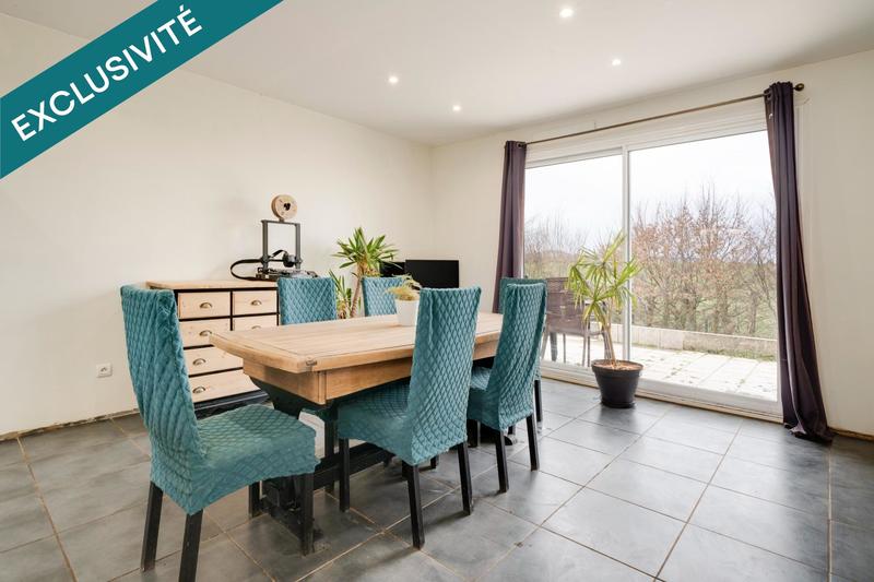 Maison - 95 m² - 5 pièces