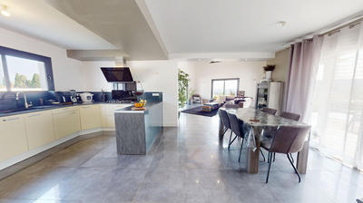 Maison - 154 m² - 6 pièces