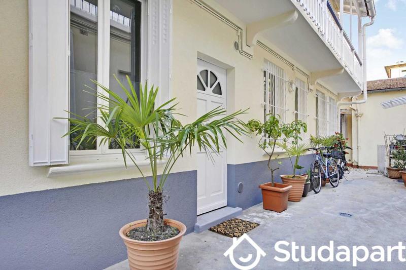 Appartement - 12 m² - 1 pièce