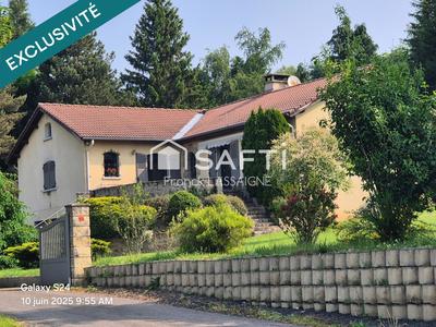 Maison - 220 m² - 7 pièces