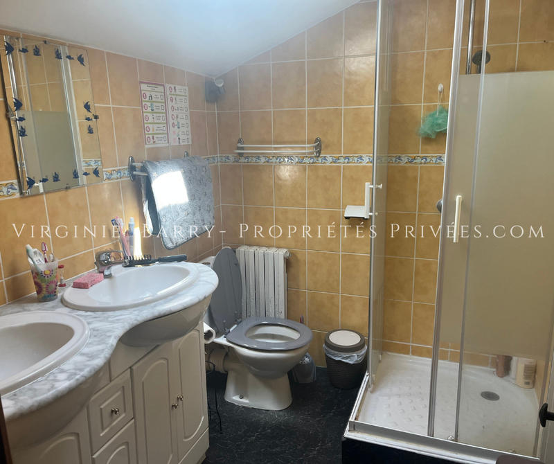 Maison - 252 m² - 11 pièces