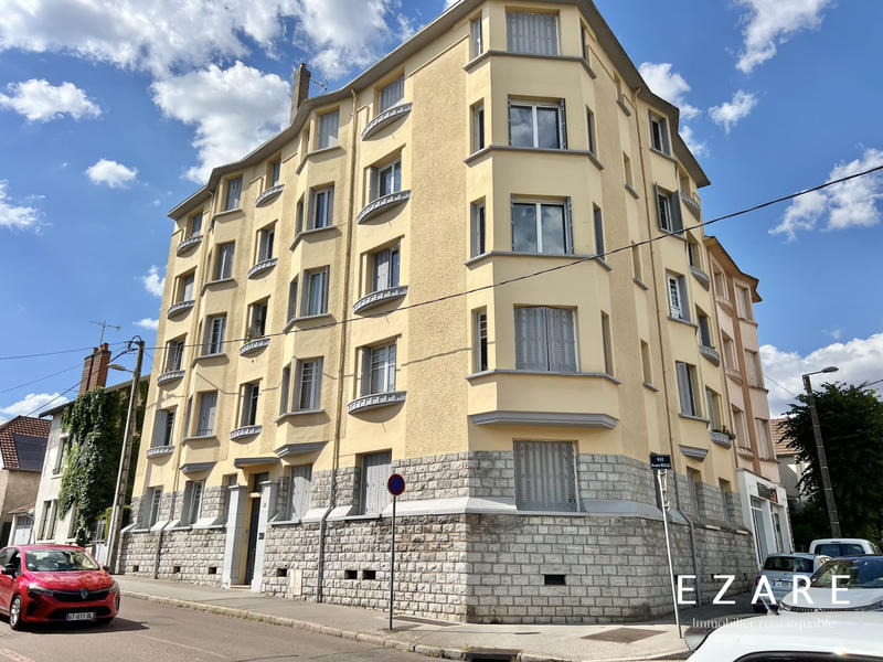 Appartement - 67 m² - 3 pièces