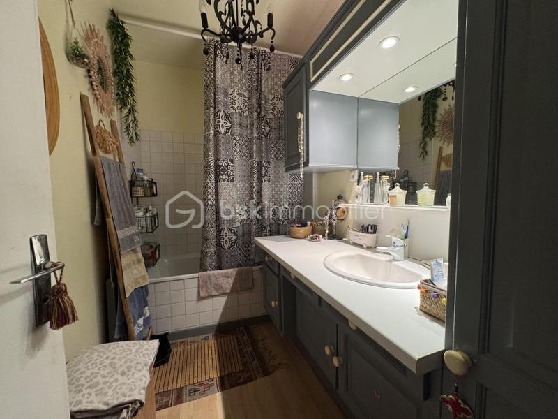 Villa - 99 m² - 5 pièces