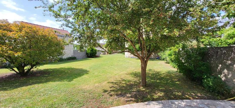 Maison - 195 m² - 5 pièces