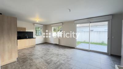 Villa - 80 m² - 4 pièces