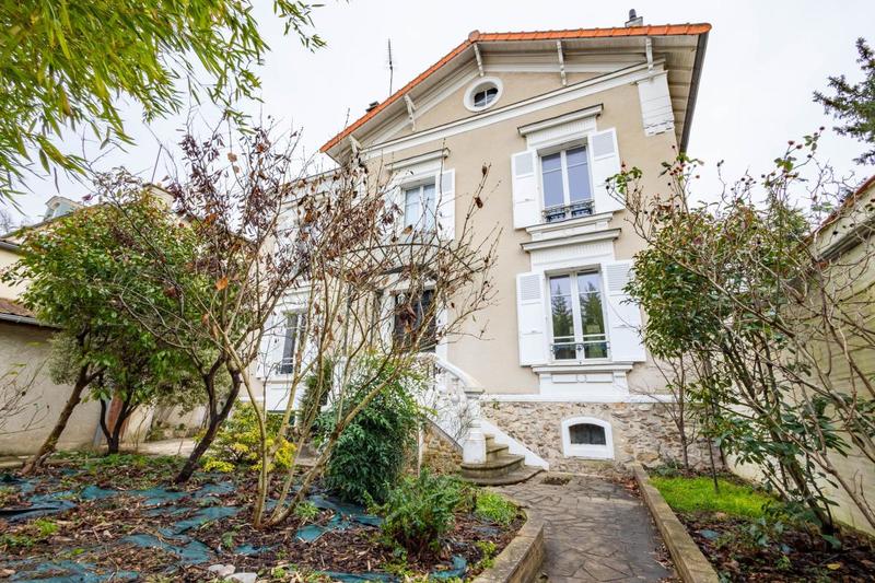Maison - 170 m² - 6 pièces
