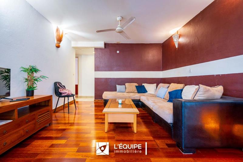 Demeure - 280 m² - 11 pièces