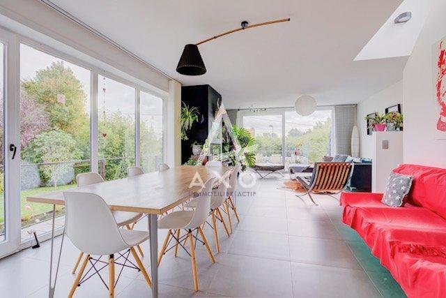 Maison - 175 m² - 6 pièces