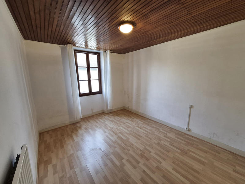 Appartement - 85 m² - 3 pièces