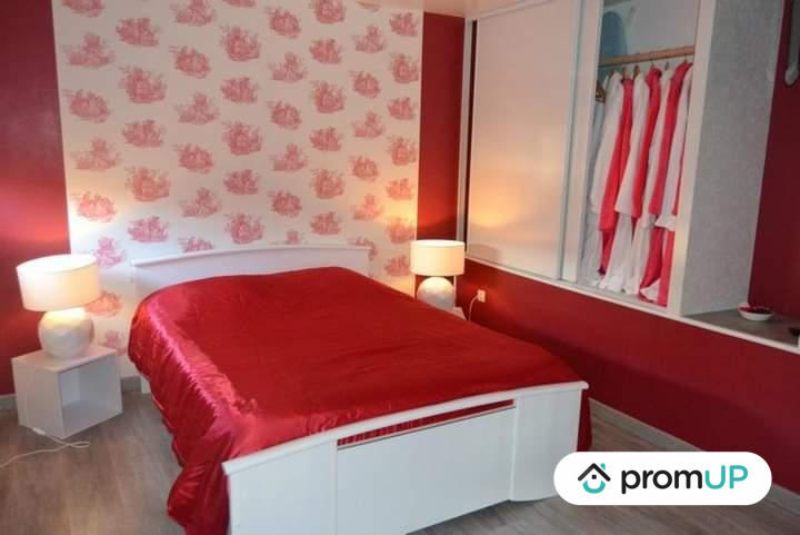 Maison - 237 m² - 8 pièces