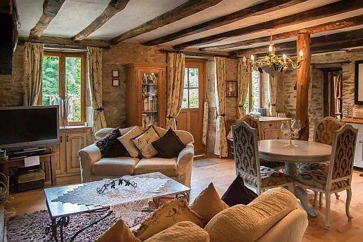 Maison de village - 200 m² - 7 pièces