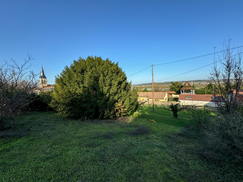 Terrain - 1 600 m²