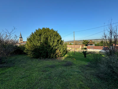 Terrain - 1 600 m²