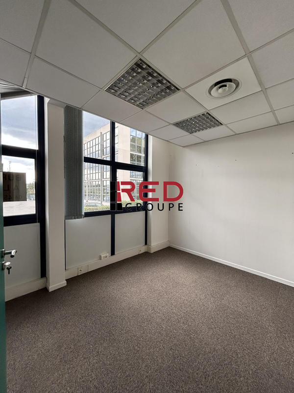 Bureau - 183 m²