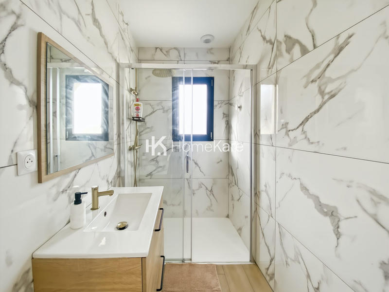 Maison - 174 m² - 5 pièces