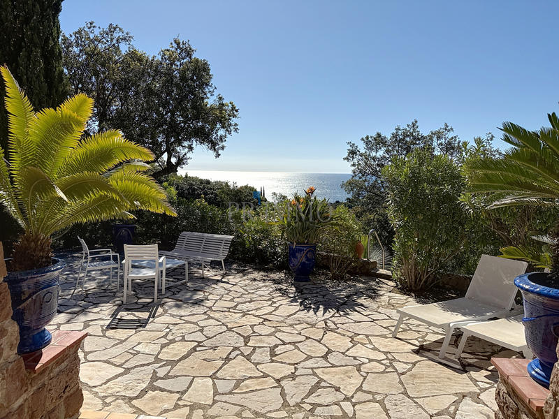 Villa - 155 m² - 6 pièces