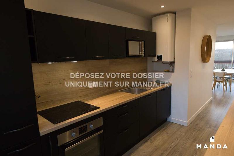 Chambre - 11 m² - 5 pièces