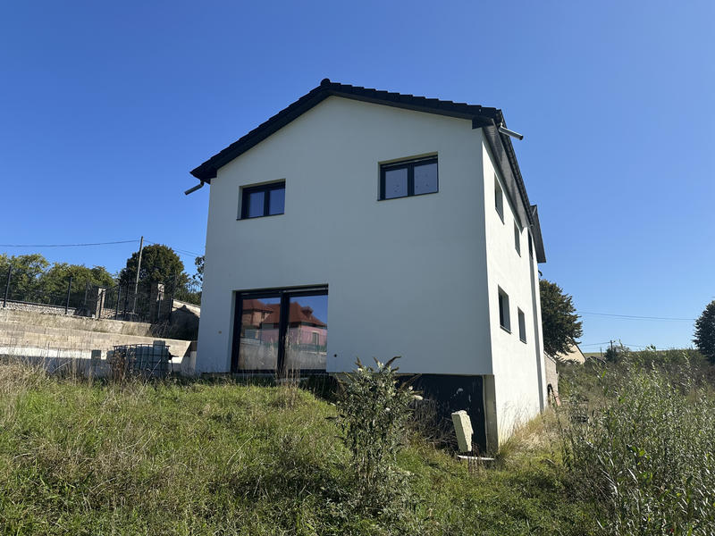 Maison - 189 m² - 5 pièces