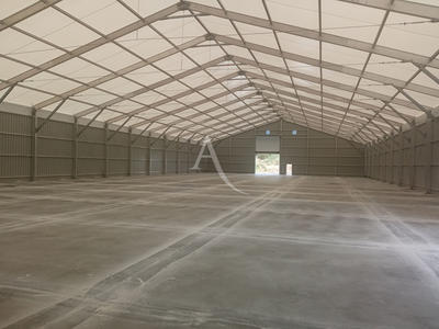 Local d'activité / Entrepôt - 150 m²