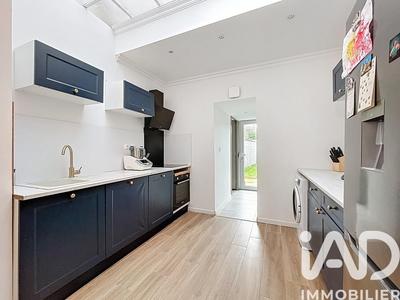 Maison de ville - 87 m² - 4 pièces