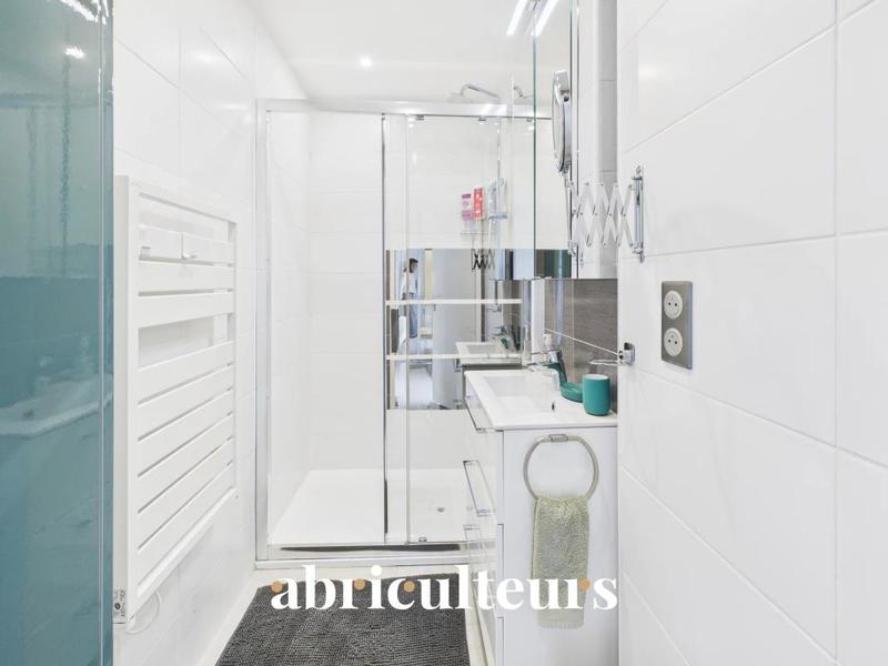 Appartement ancien - 78 m² - 3 pièces