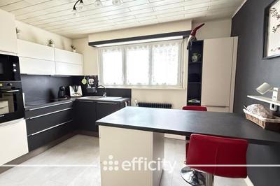 Appartement - 93 m² - 3 pièces