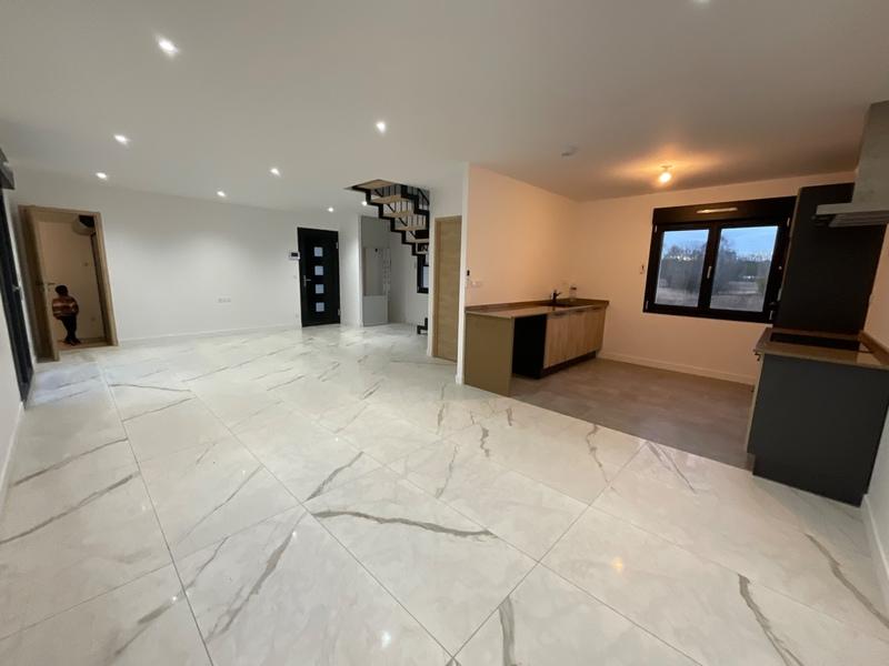 Maison - 111 m² - 5 pièces