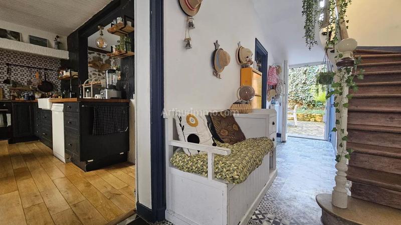 Maison - 205 m² - 7 pièces