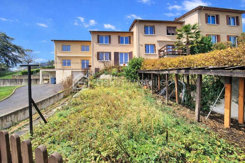 Maison jumelée - 90 m² - 5 pièces