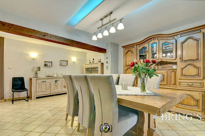 Appartement - 145 m² - 5 pièces